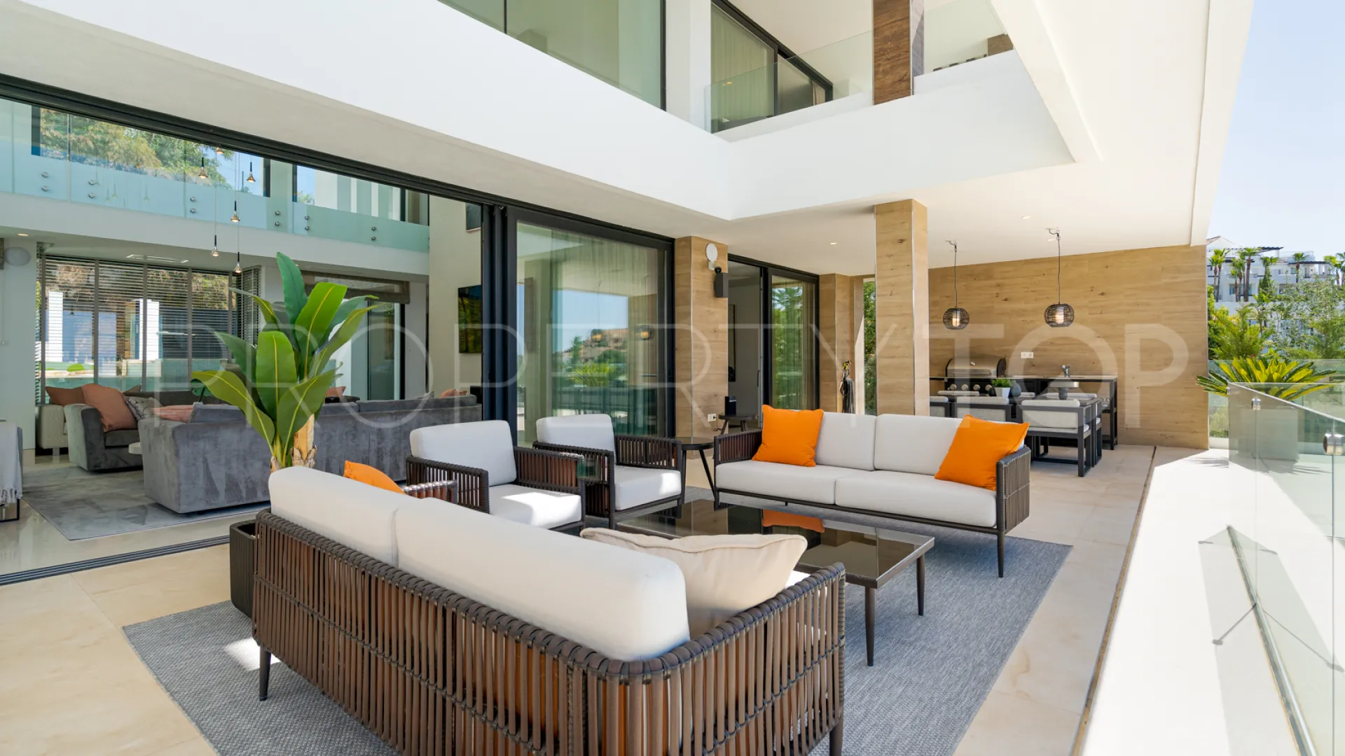 Villa for sale in La Alqueria with 5 bedrooms