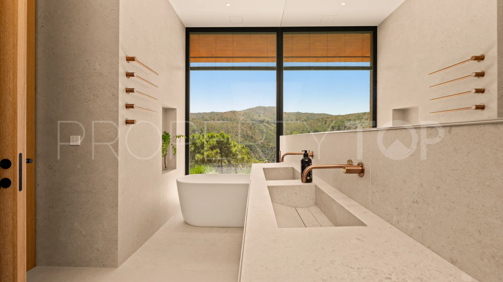 Comprar villa en Monte Mayor