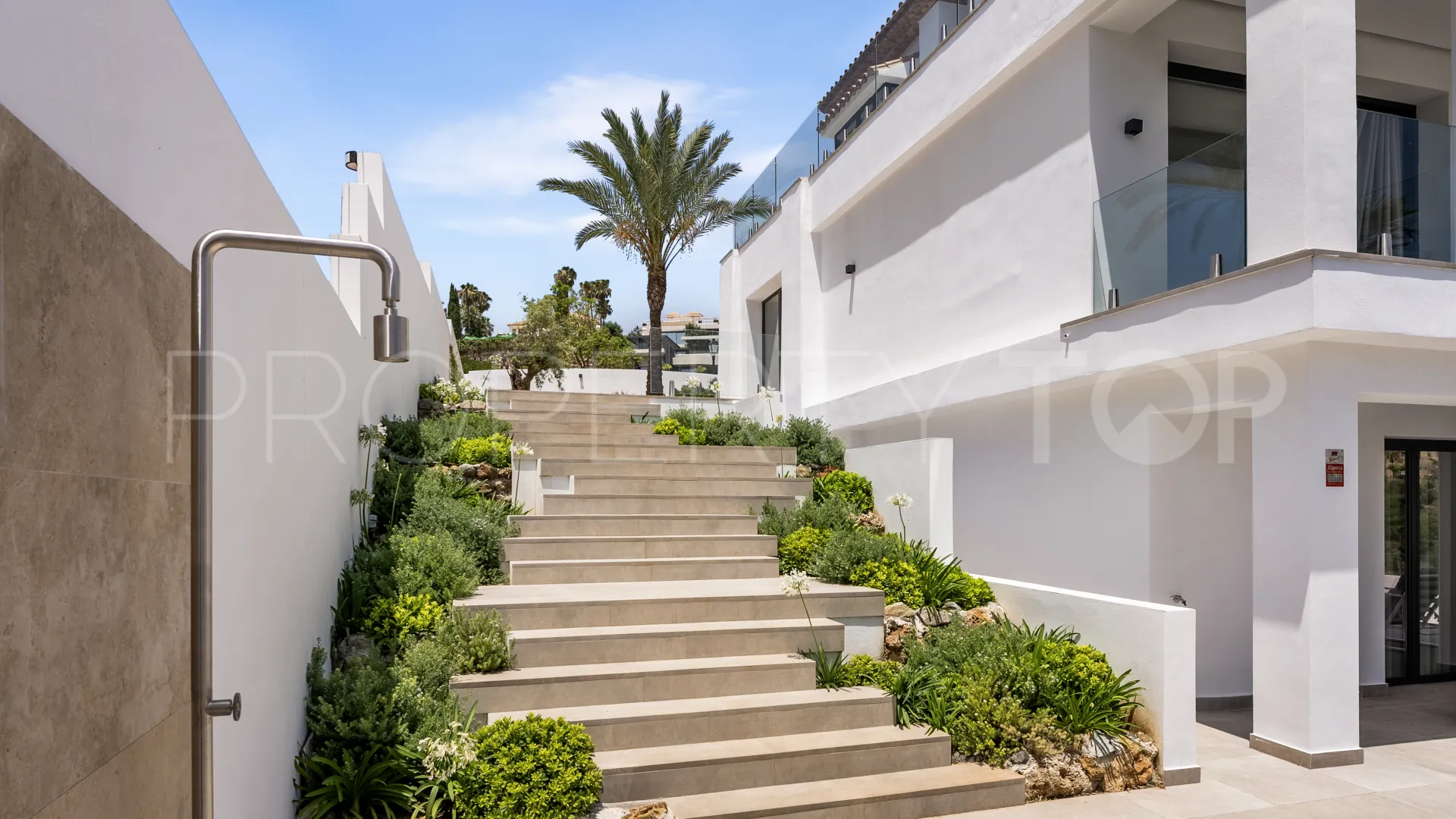 6 bedrooms villa for sale in Los Flamingos