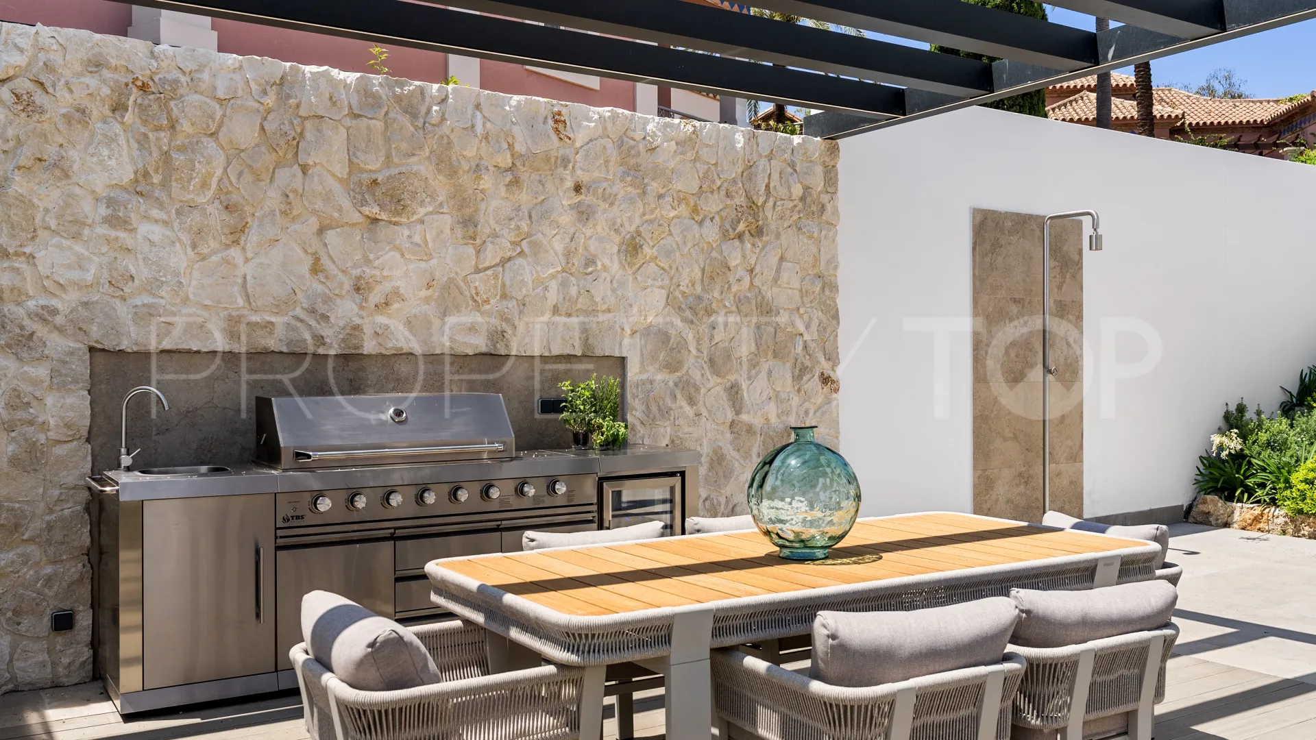 6 bedrooms villa for sale in Los Flamingos