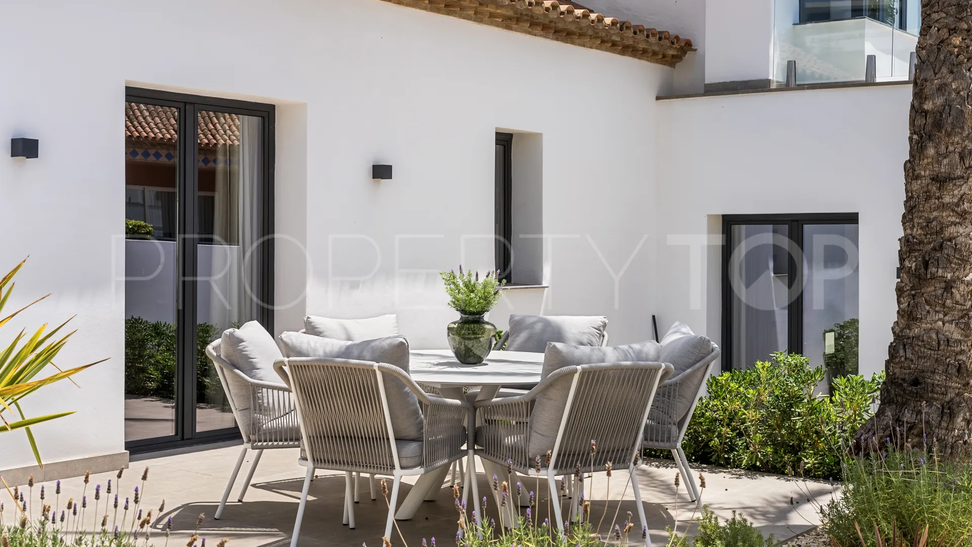 6 bedrooms villa for sale in Los Flamingos