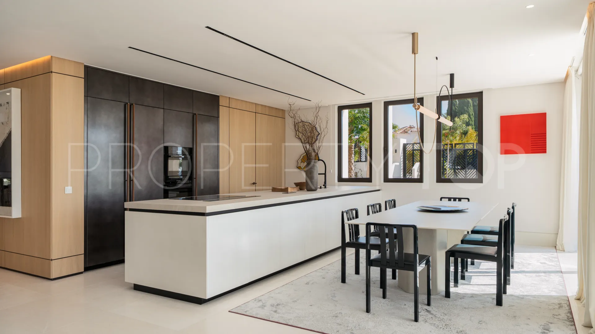 Villa en venta con 5 dormitorios en Marbella Hill Club