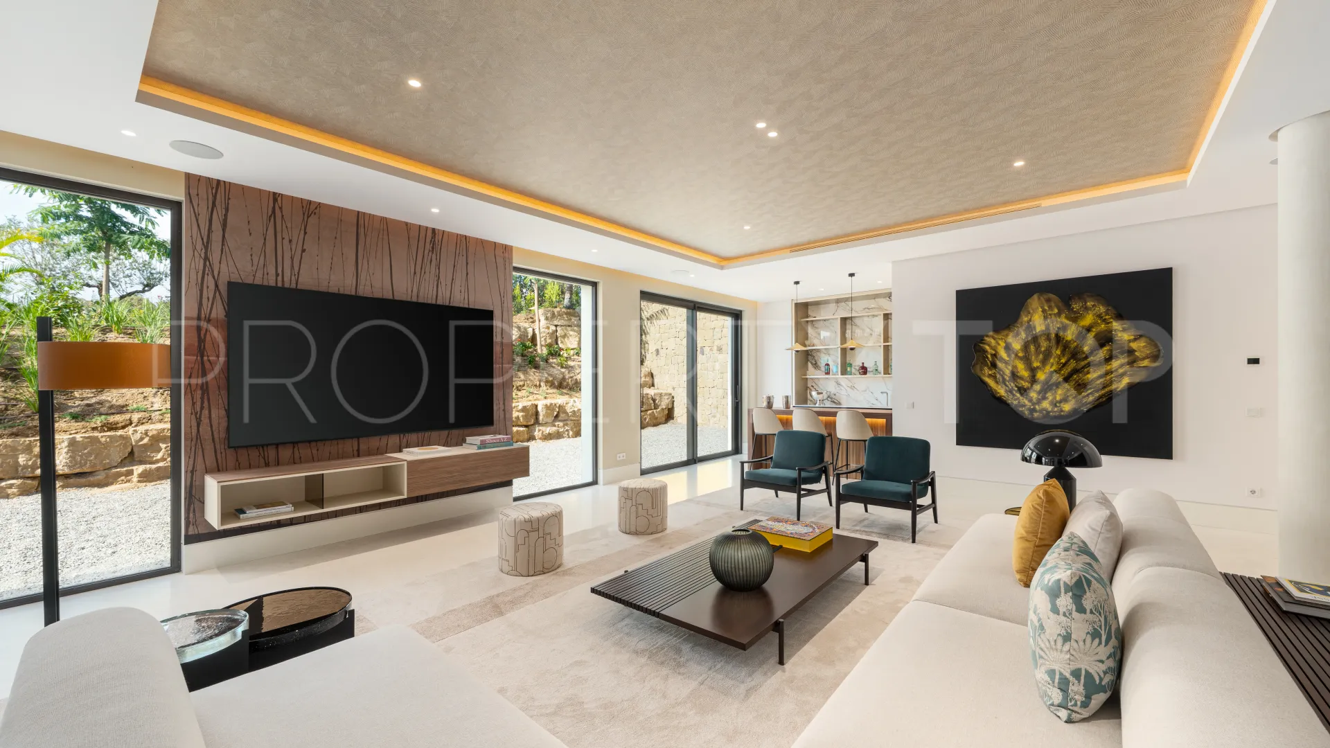 Villa en venta con 5 dormitorios en Marbella Hill Club