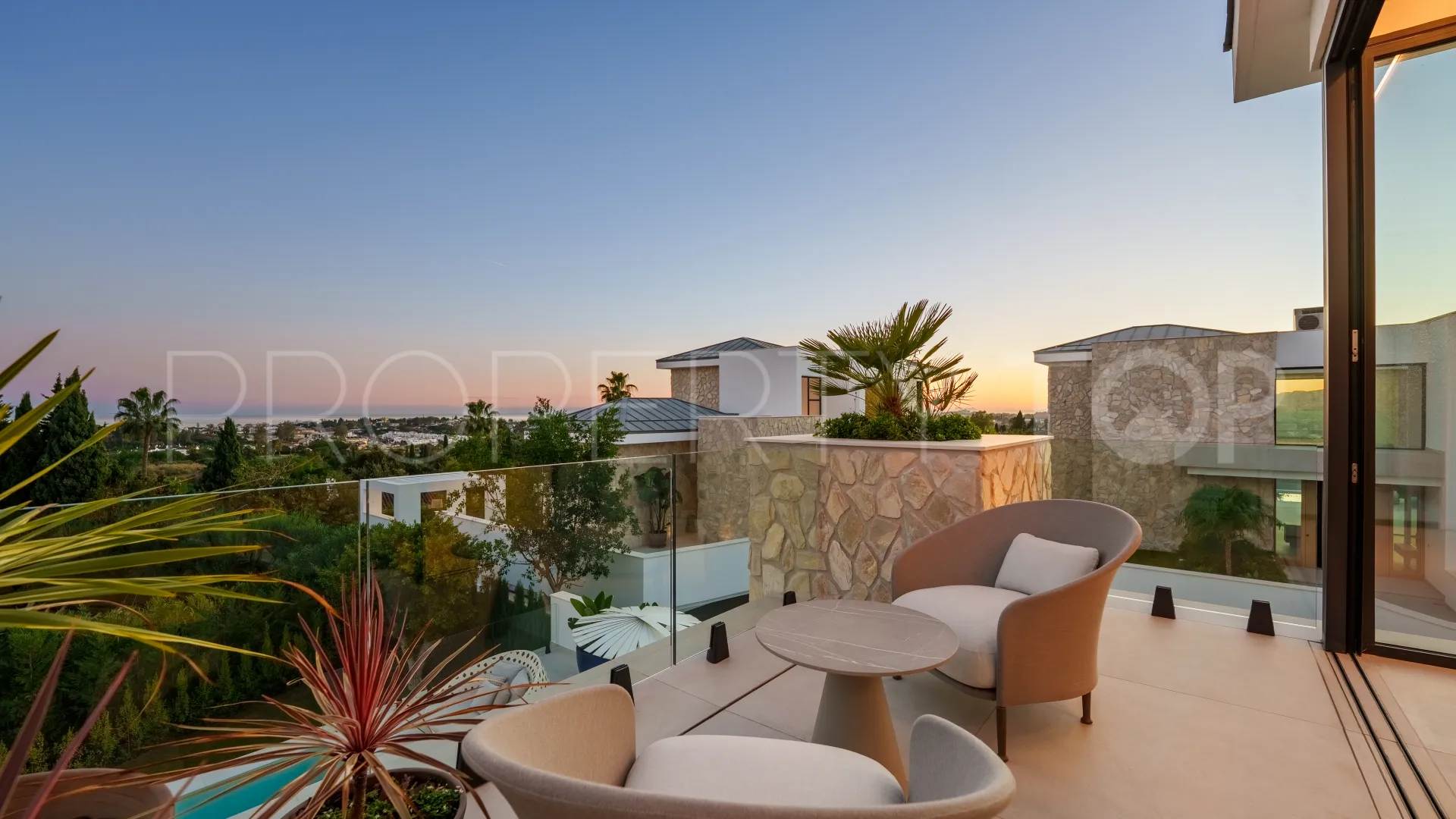 Buy La Quinta 5 bedrooms villa