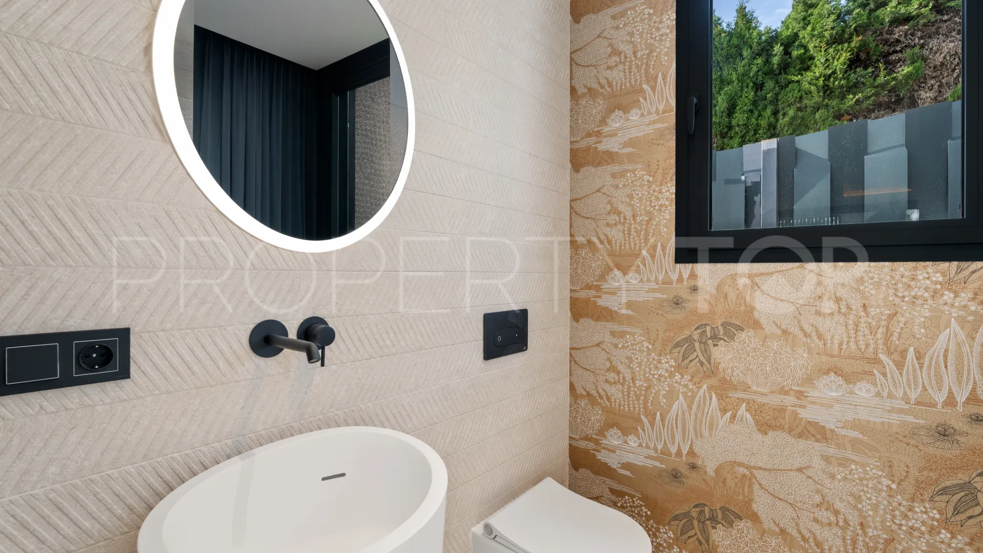 Villa with 5 bedrooms for sale in Nagüeles