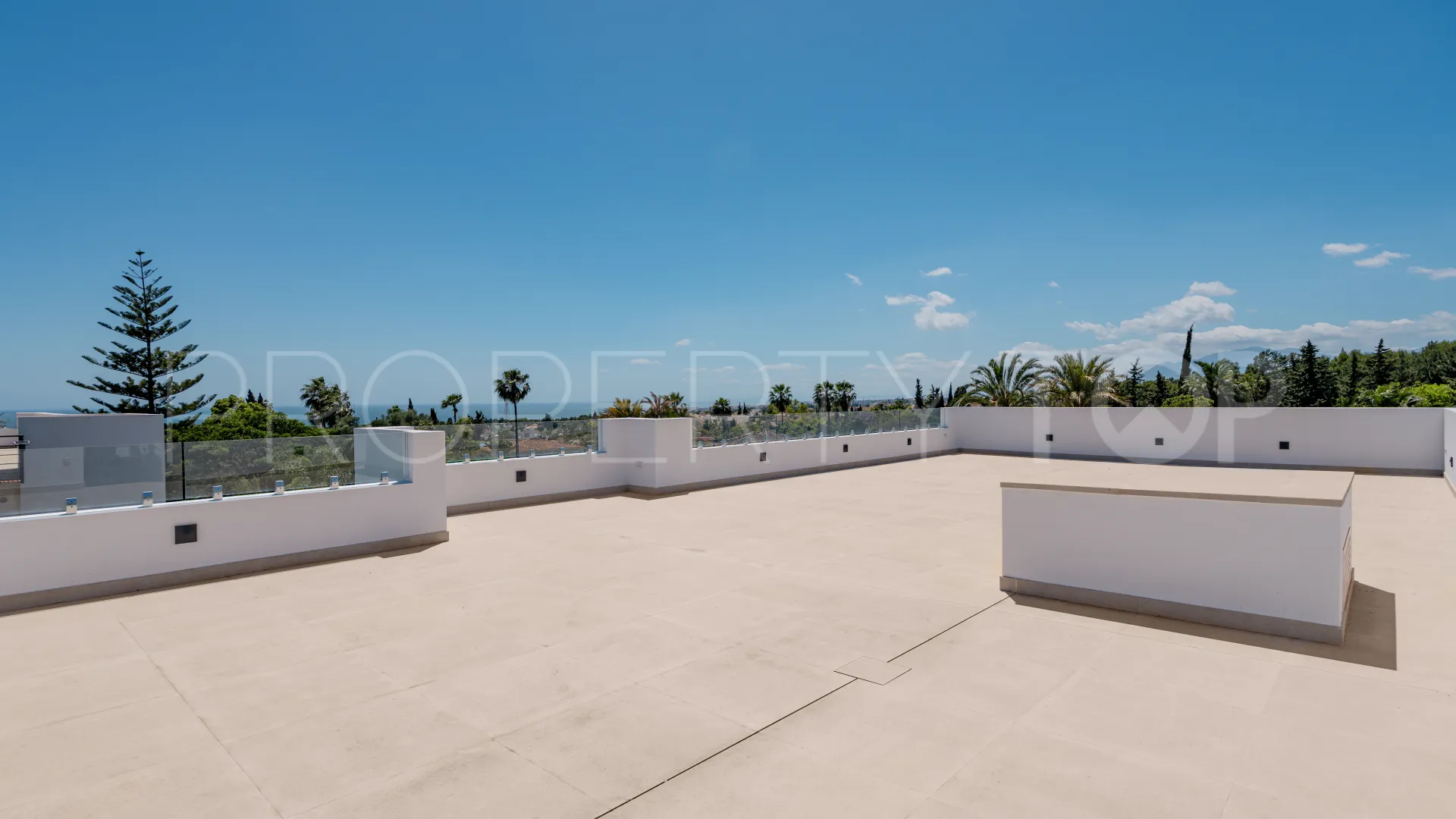 Villa with 5 bedrooms for sale in Nagüeles