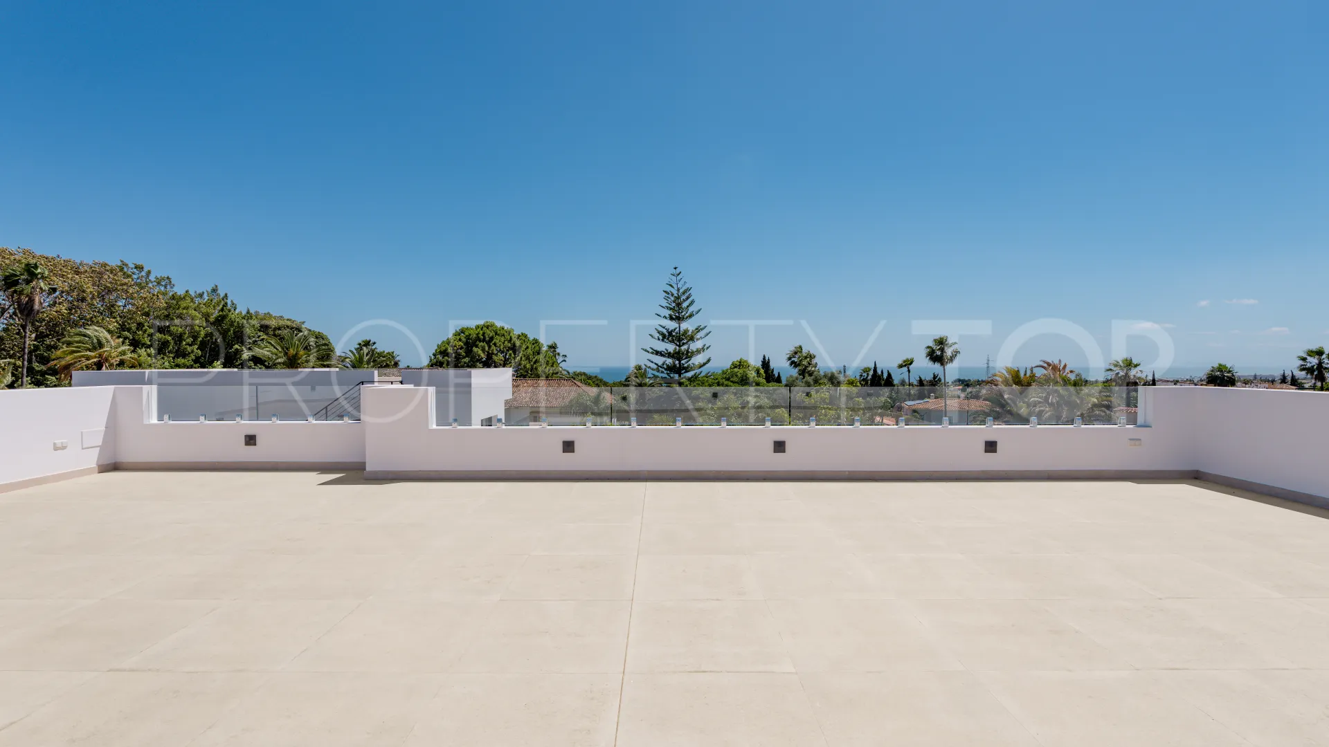 Villa with 5 bedrooms for sale in Nagüeles