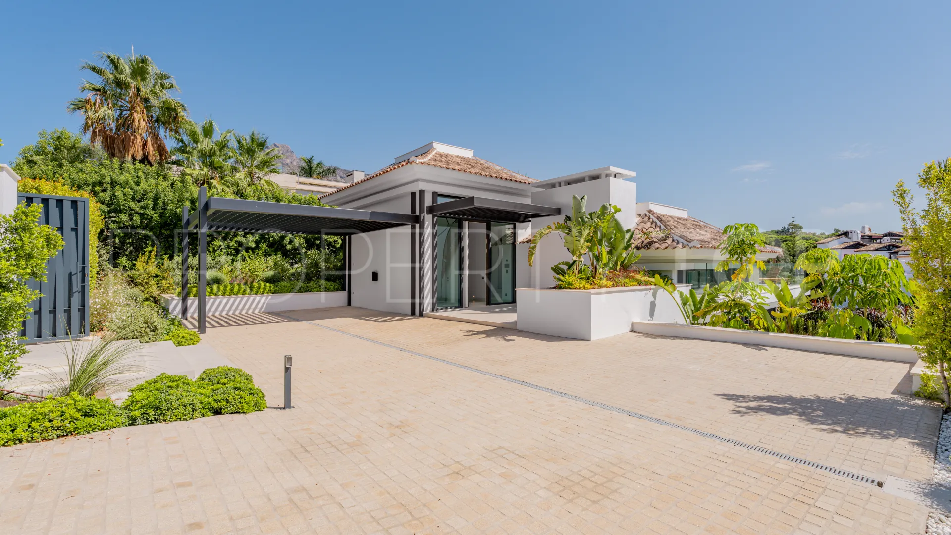 Lomas del Rey villa for sale