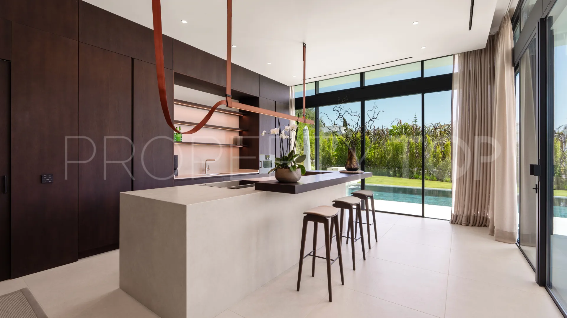 Lomas del Rey villa for sale