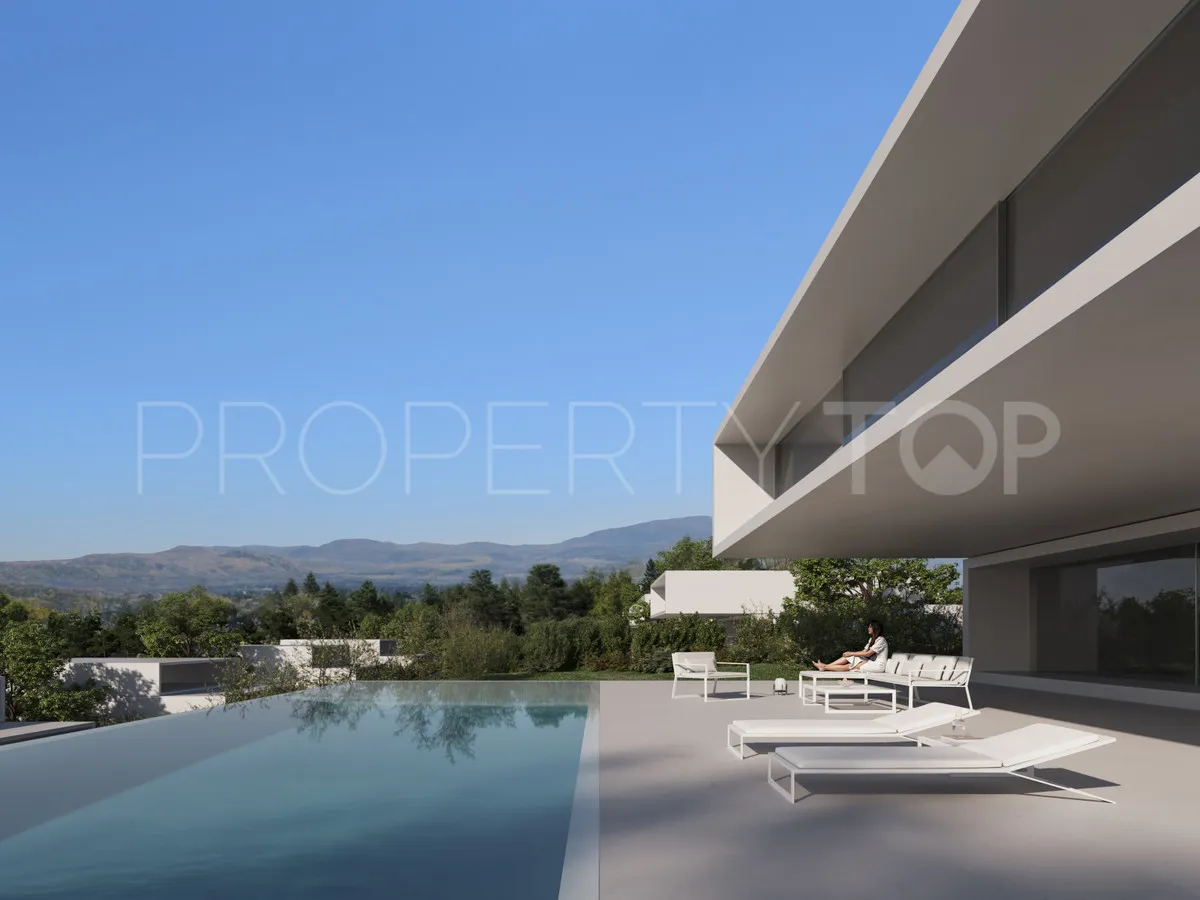 Villa con 3 dormitorios a la venta en Estepona Oeste