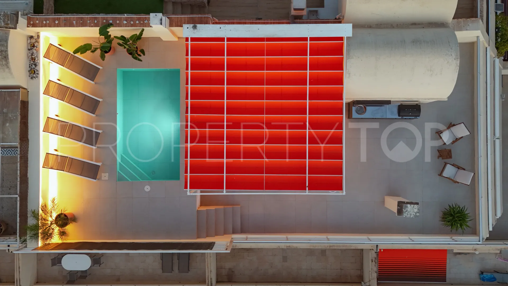 For sale 3 bedrooms penthouse in Marbella Centro