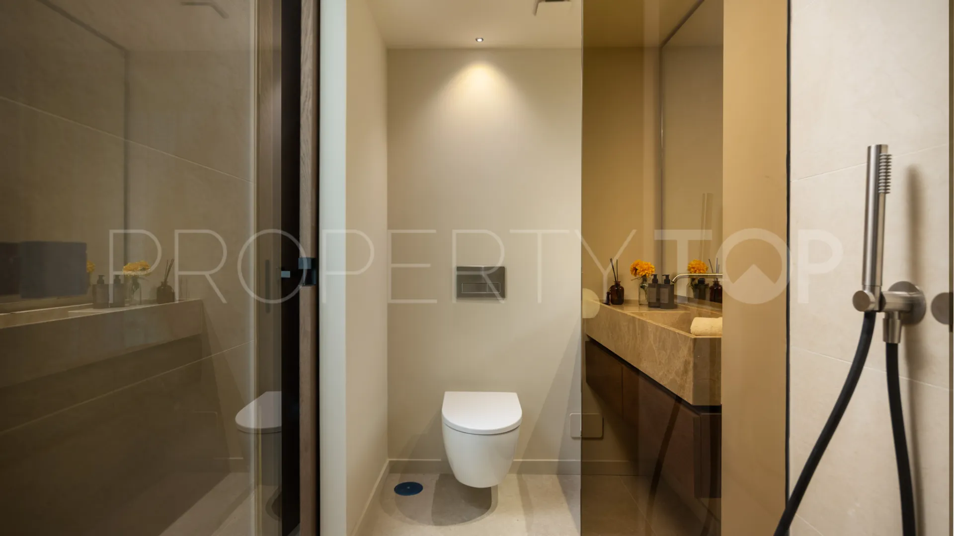 Villa en venta con 5 dormitorios en Haza del Conde