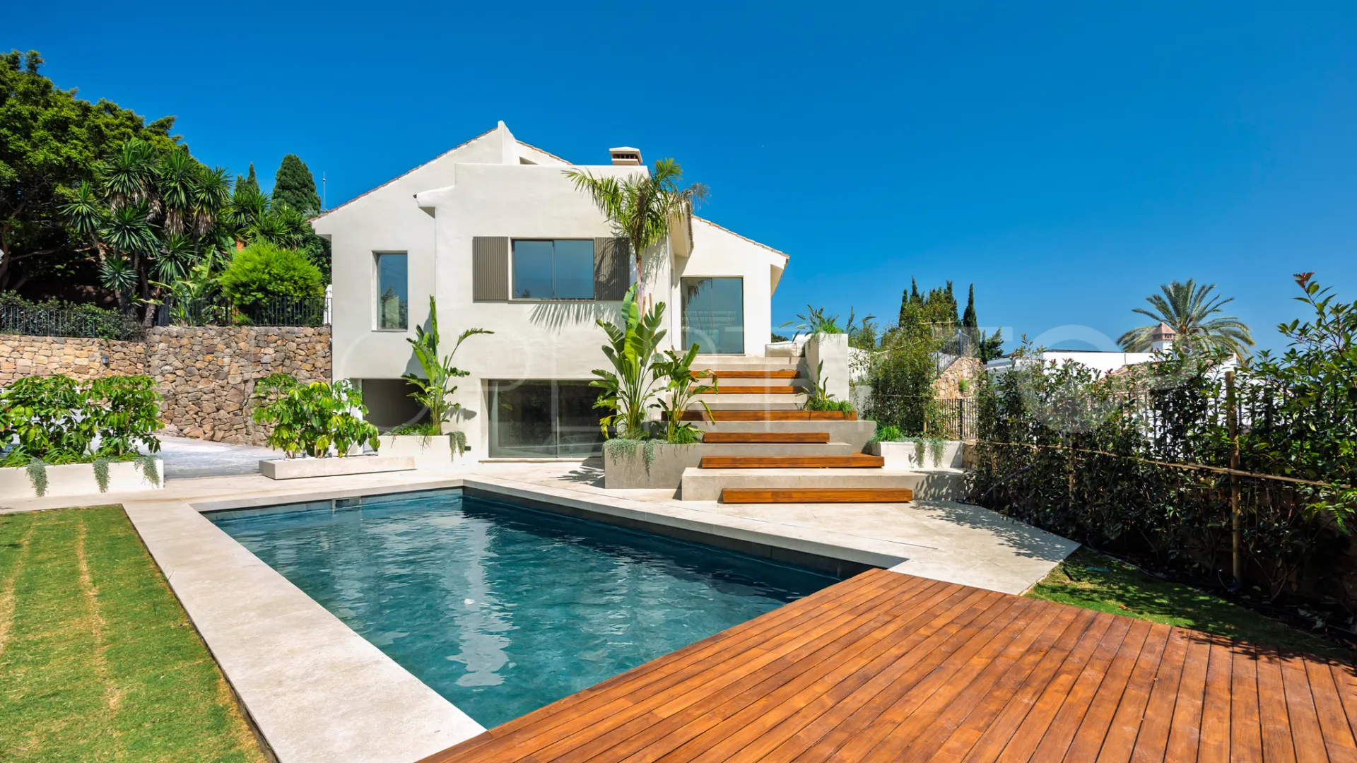 Villa en venta con 5 dormitorios en Haza del Conde