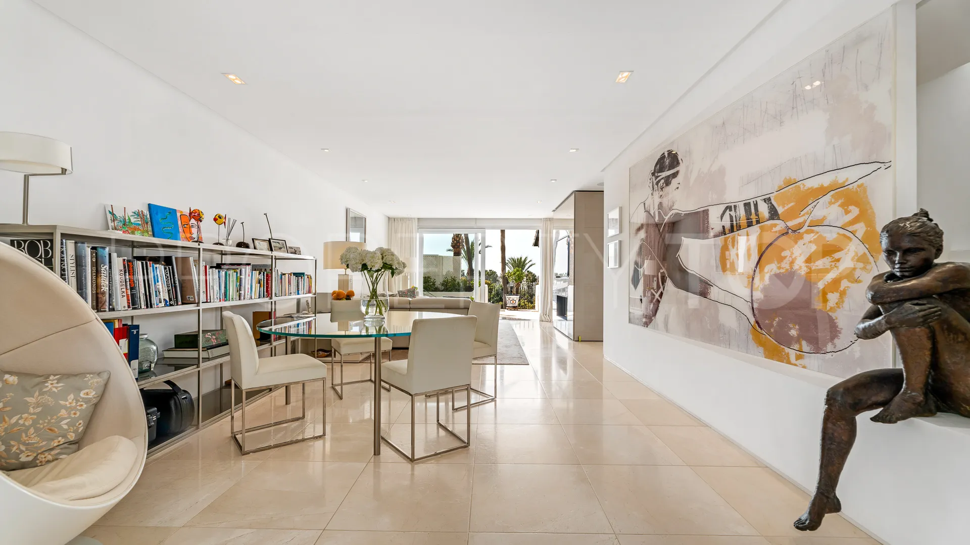For sale duplex penthouse in Marina Puente Romano with 3 bedrooms