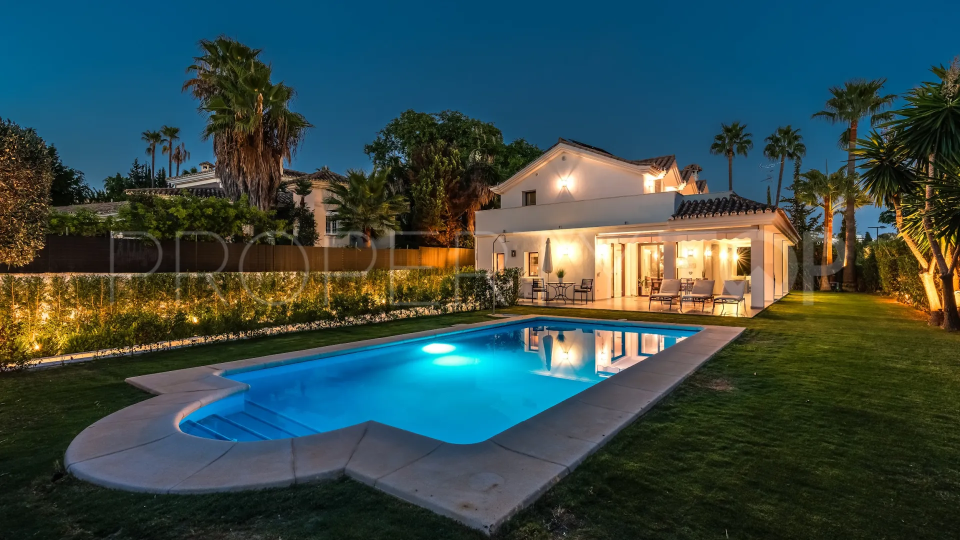 For sale Supermanzana H villa