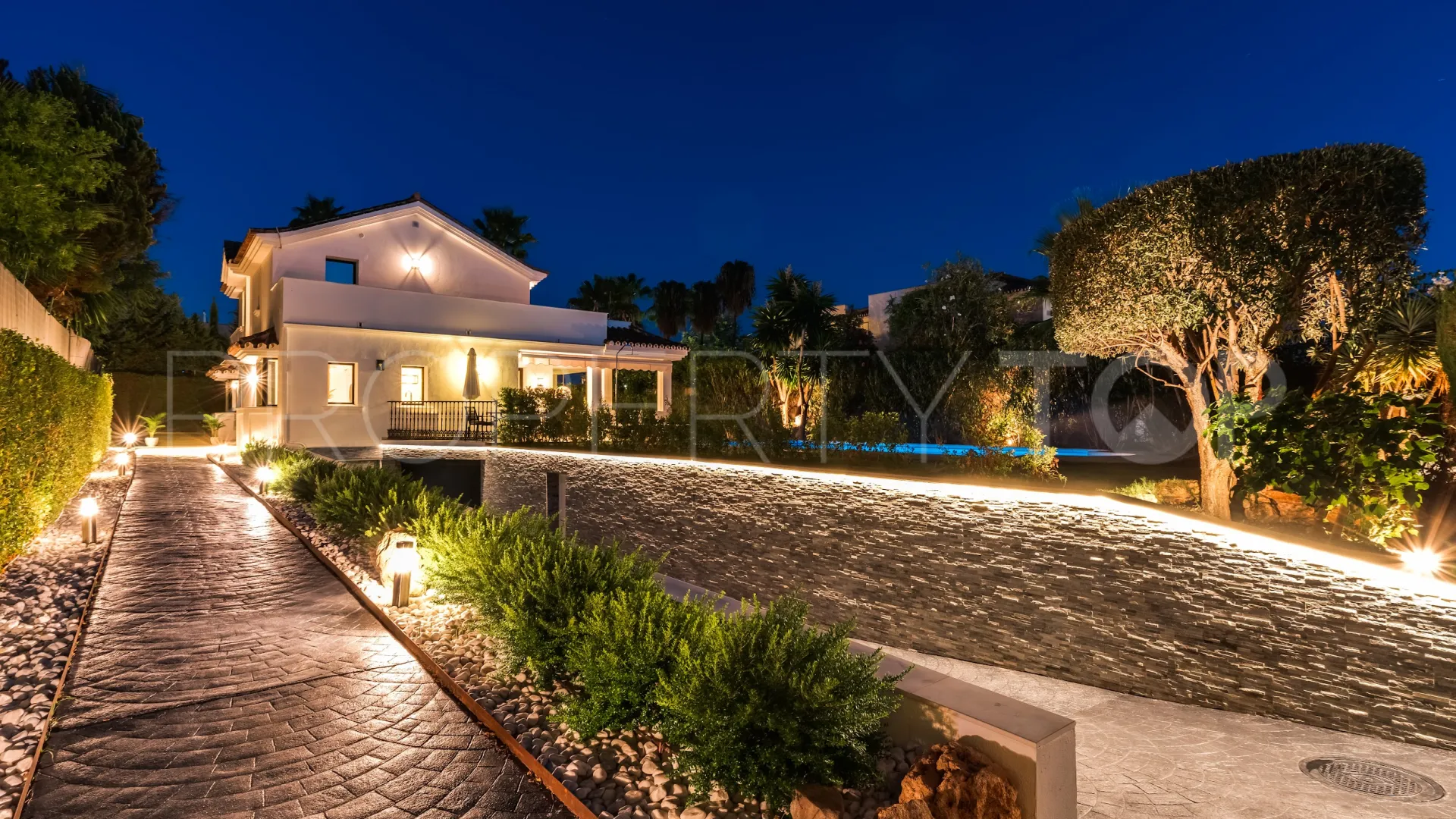 For sale Supermanzana H villa