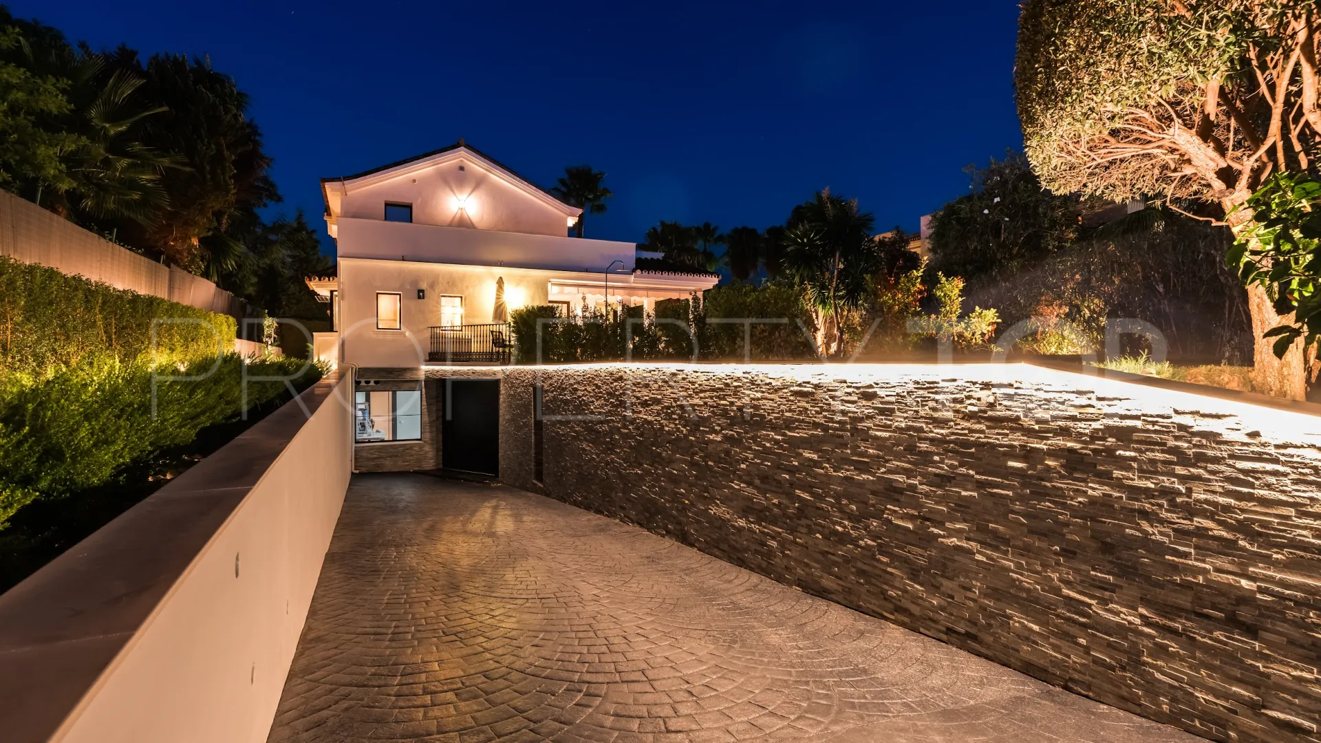 For sale Supermanzana H villa