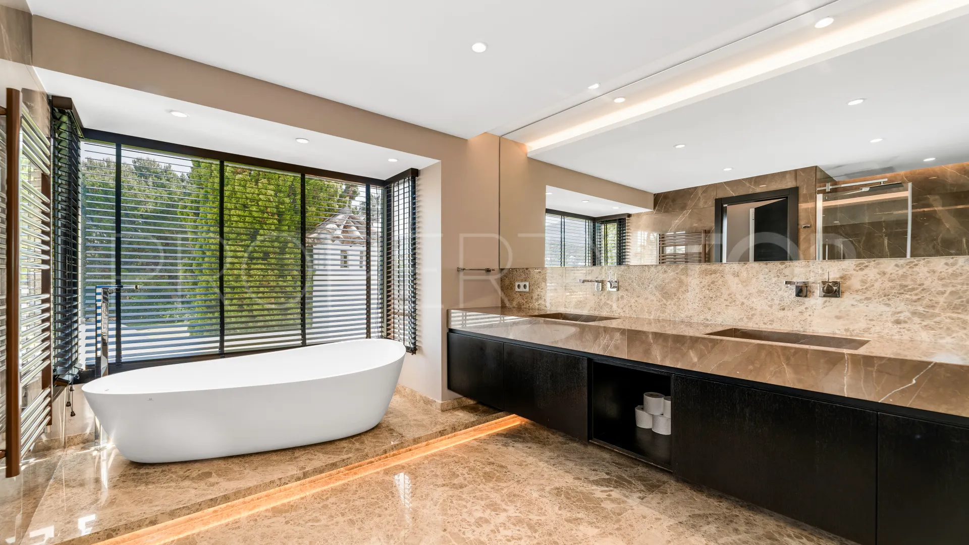 La Quinta Golf villa for sale