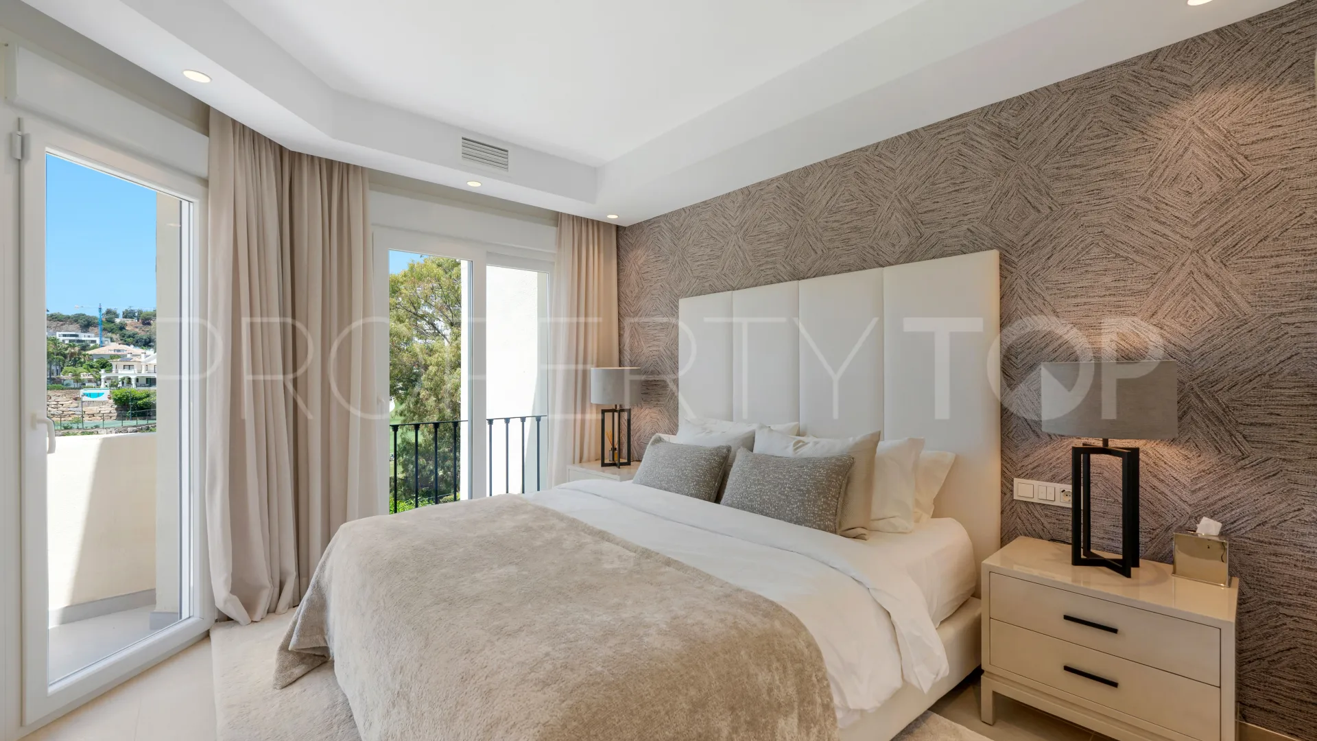 Se vende adosado en La Quinta Hills