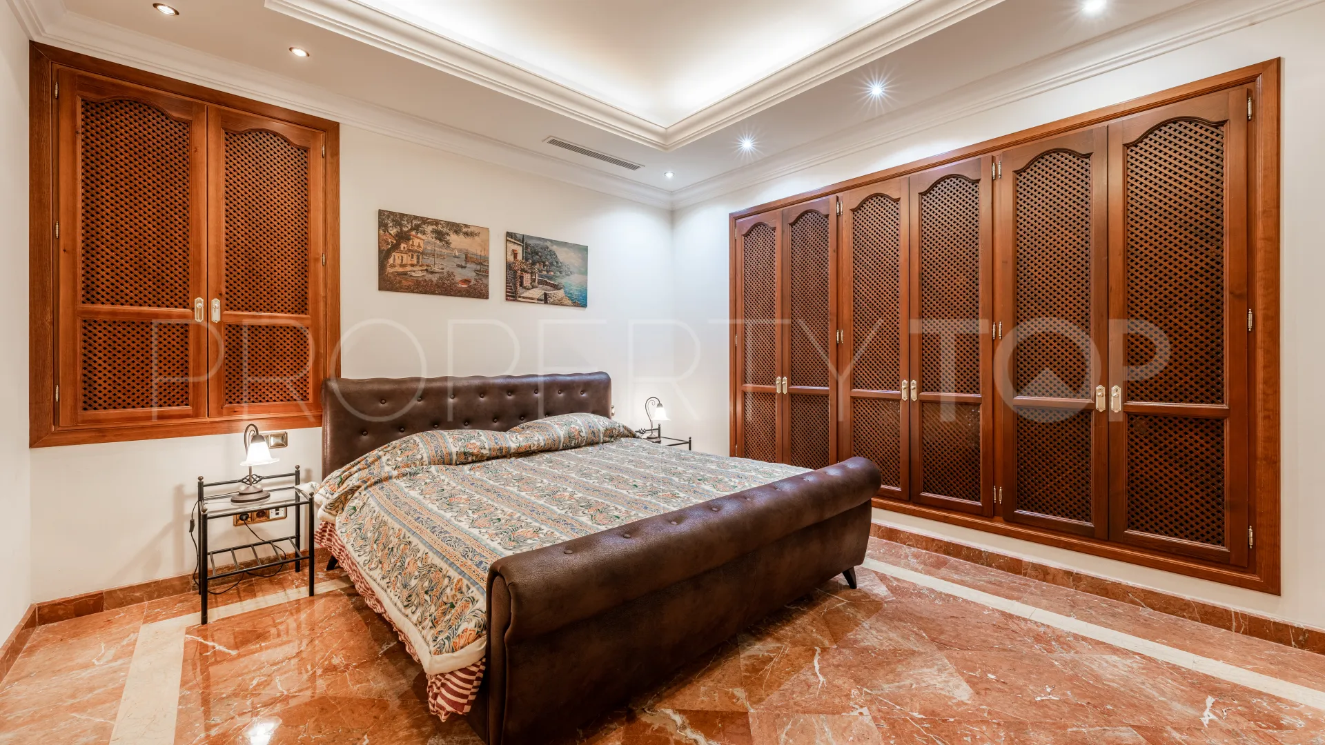 Villa for sale in La Zagaleta