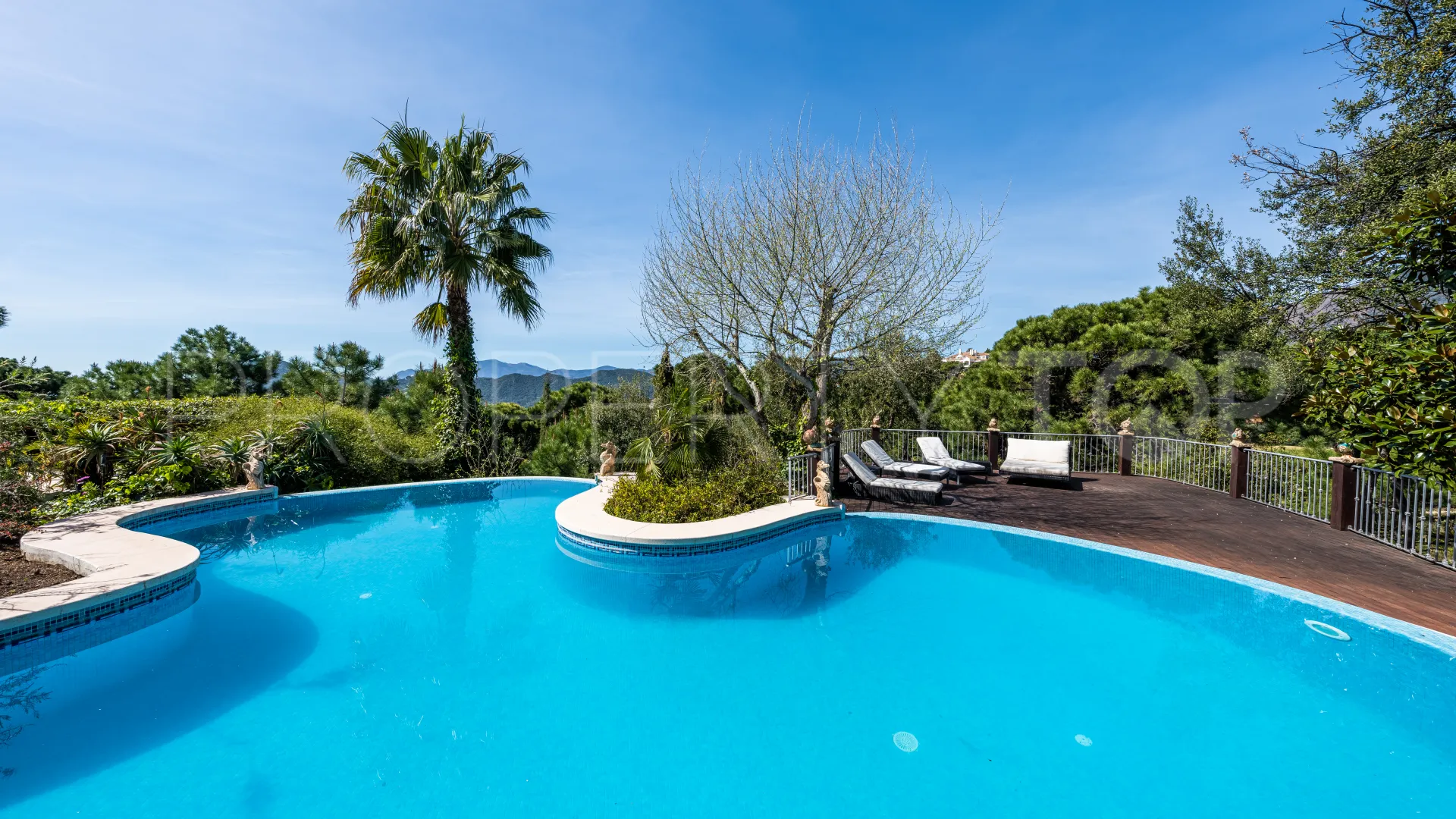 Villa for sale in La Zagaleta