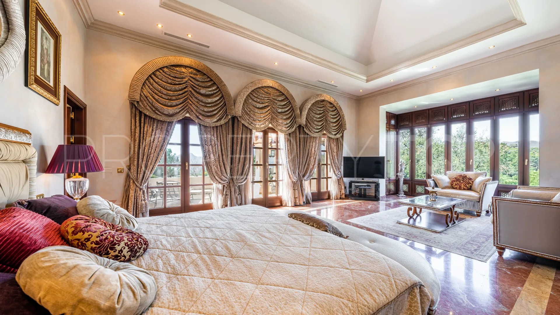 Villa for sale in La Zagaleta