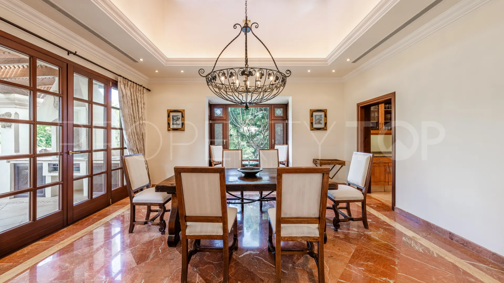 Villa for sale in La Zagaleta