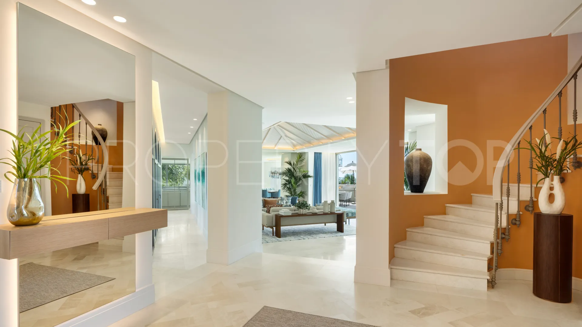 Monte Halcones 7 bedrooms villa for sale