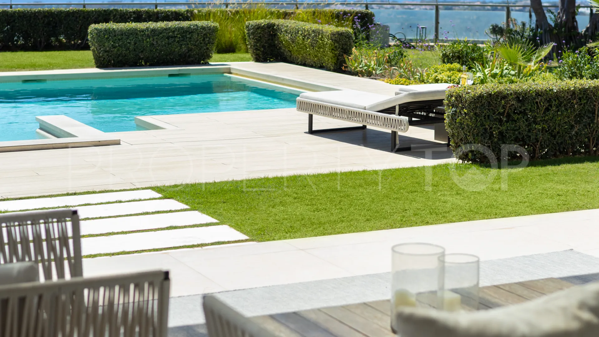 Monte Halcones 7 bedrooms villa for sale