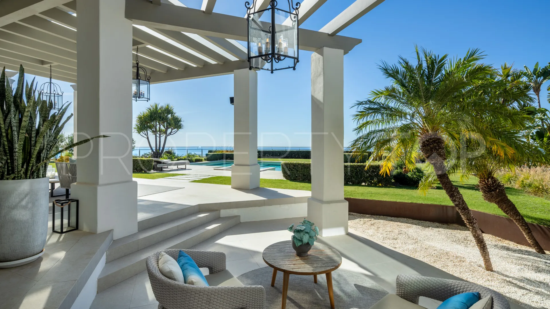 Monte Halcones 7 bedrooms villa for sale