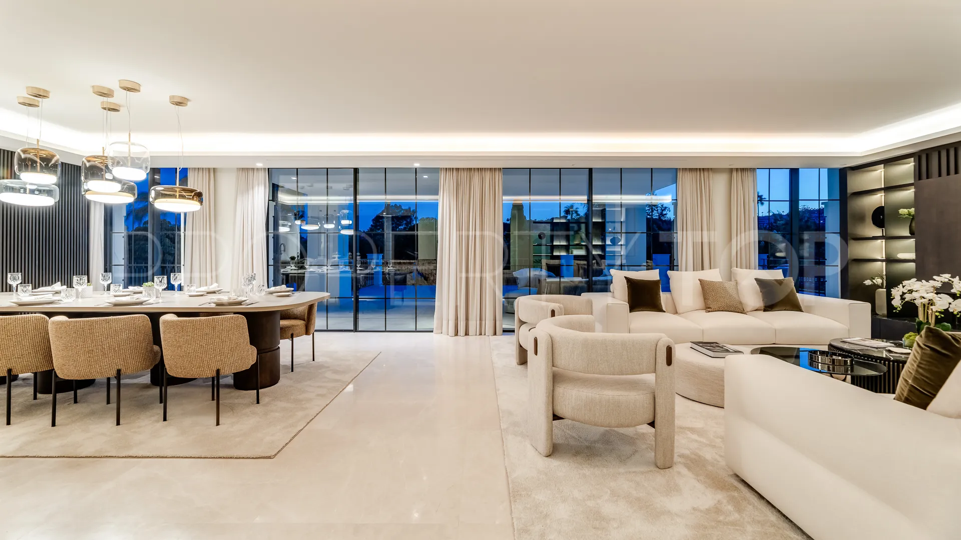 For sale Las Brisas del Golf 6 bedrooms villa