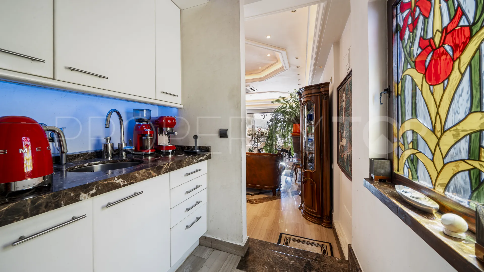 Comprar duplex de 3 dormitorios en Marbella - Puerto Banus