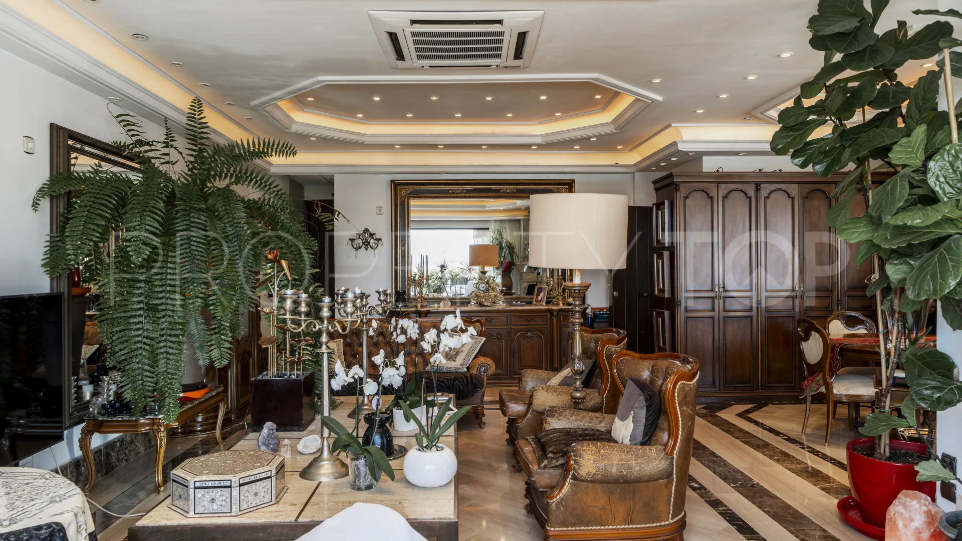 Comprar duplex de 3 dormitorios en Marbella - Puerto Banus