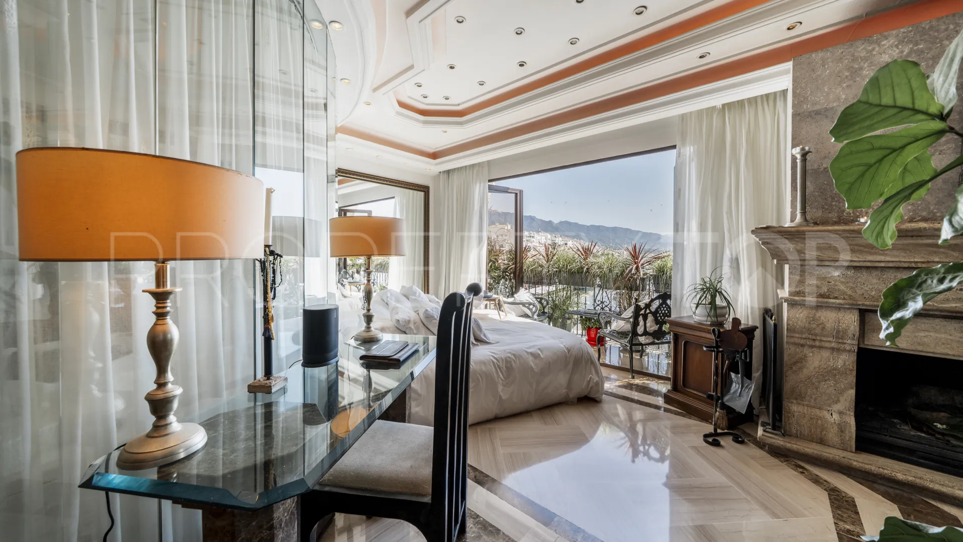 Comprar duplex de 3 dormitorios en Marbella - Puerto Banus