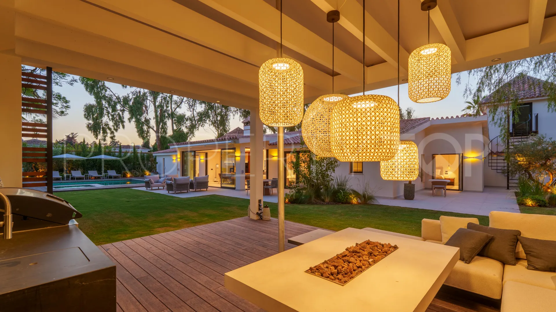Villa a la venta en Marbella - Puerto Banus