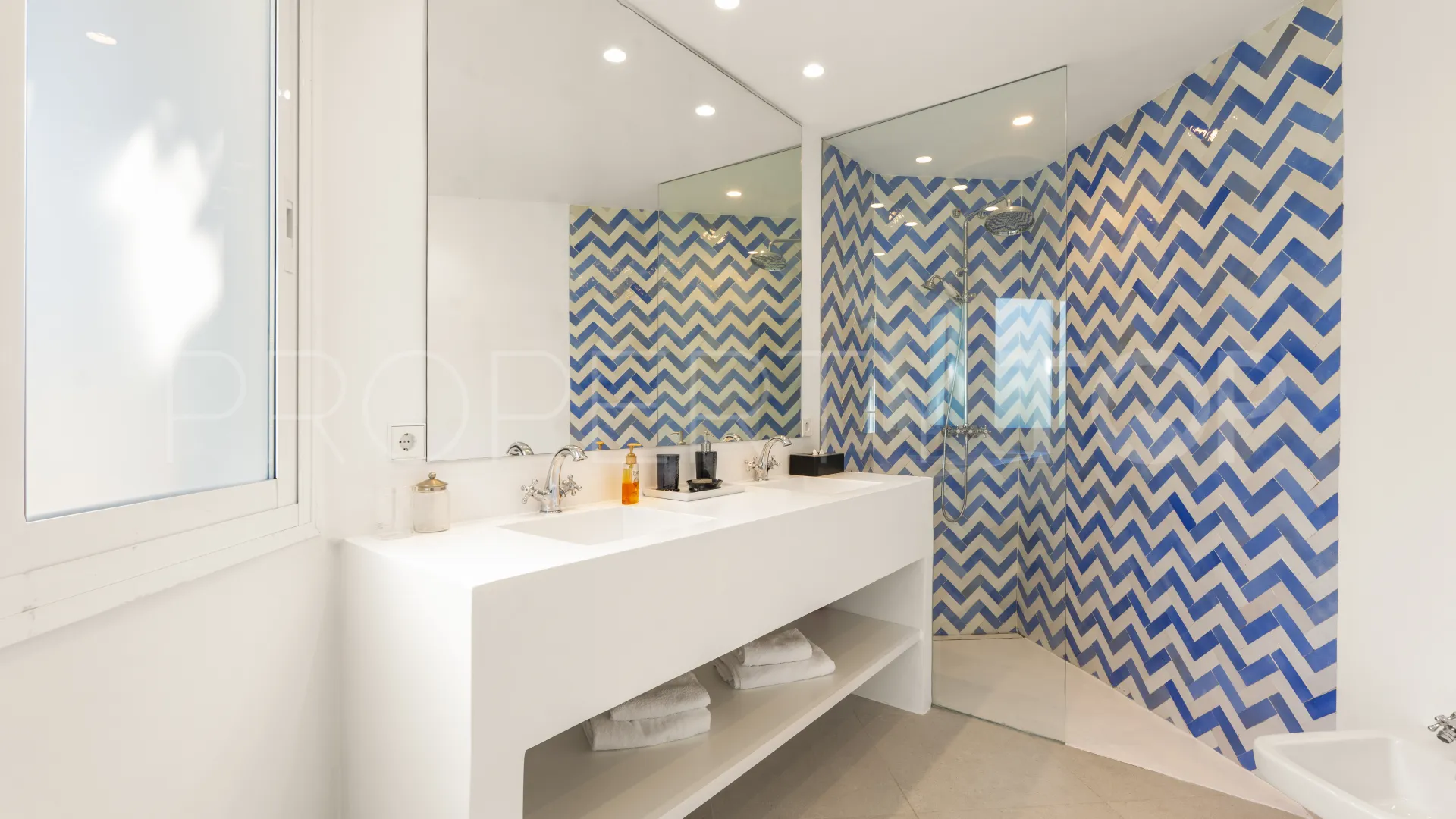 Ground floor apartment for sale in Golden Beach