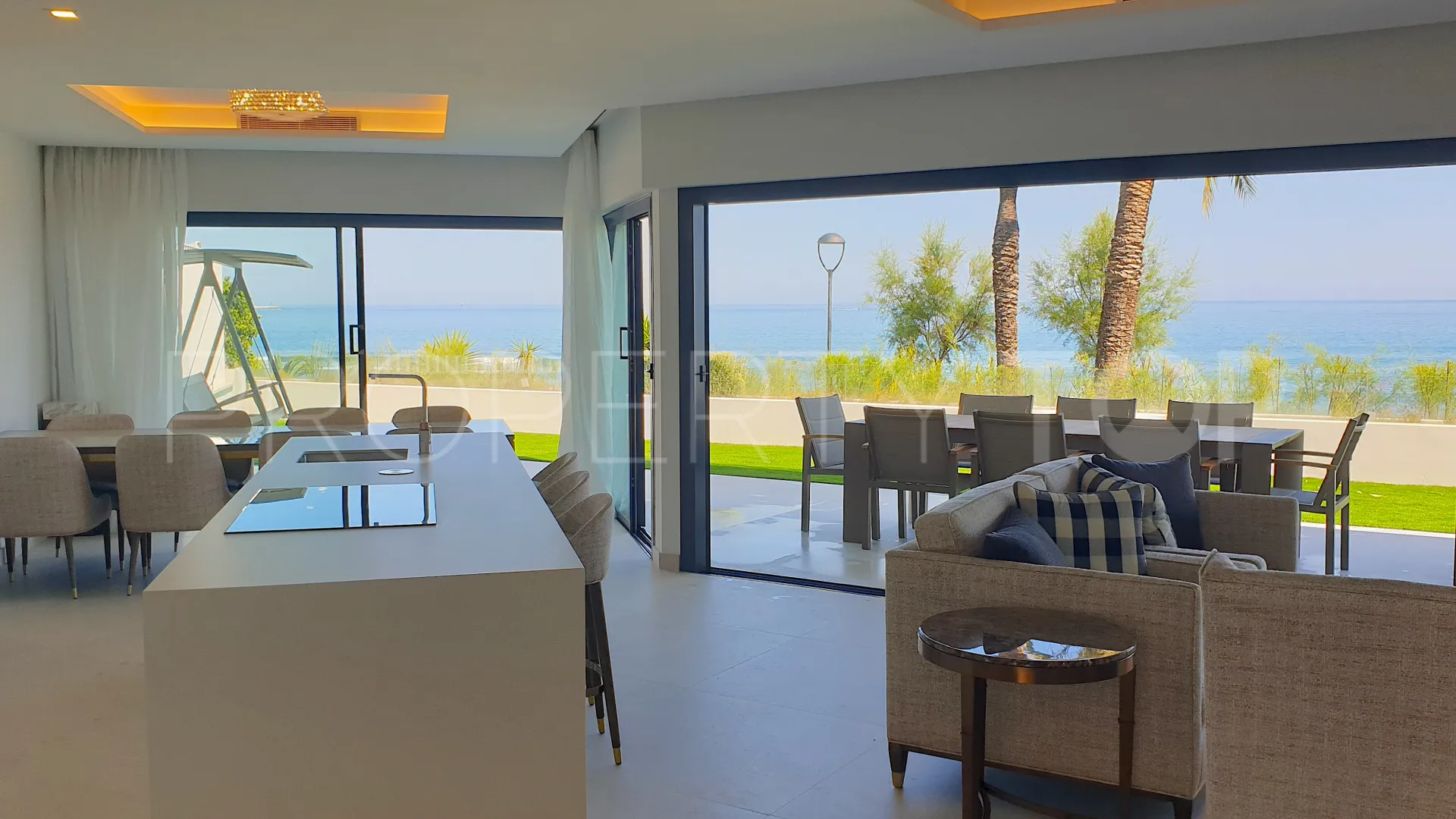 Estepona, adosado en venta