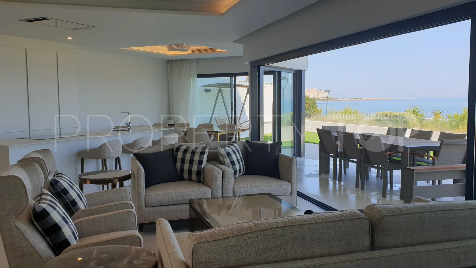 Estepona, adosado en venta