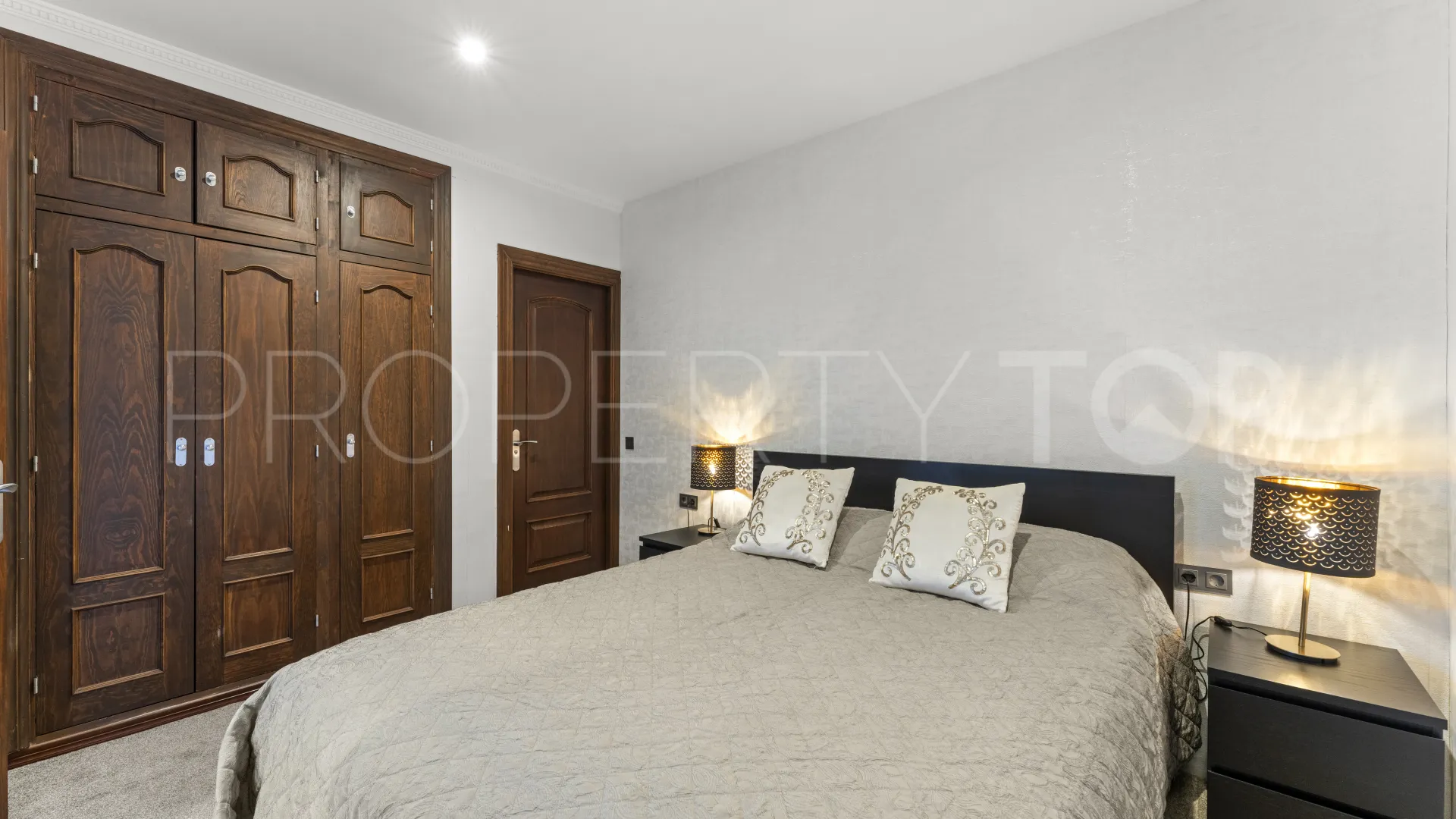 For sale La Alqueria 5 bedrooms villa