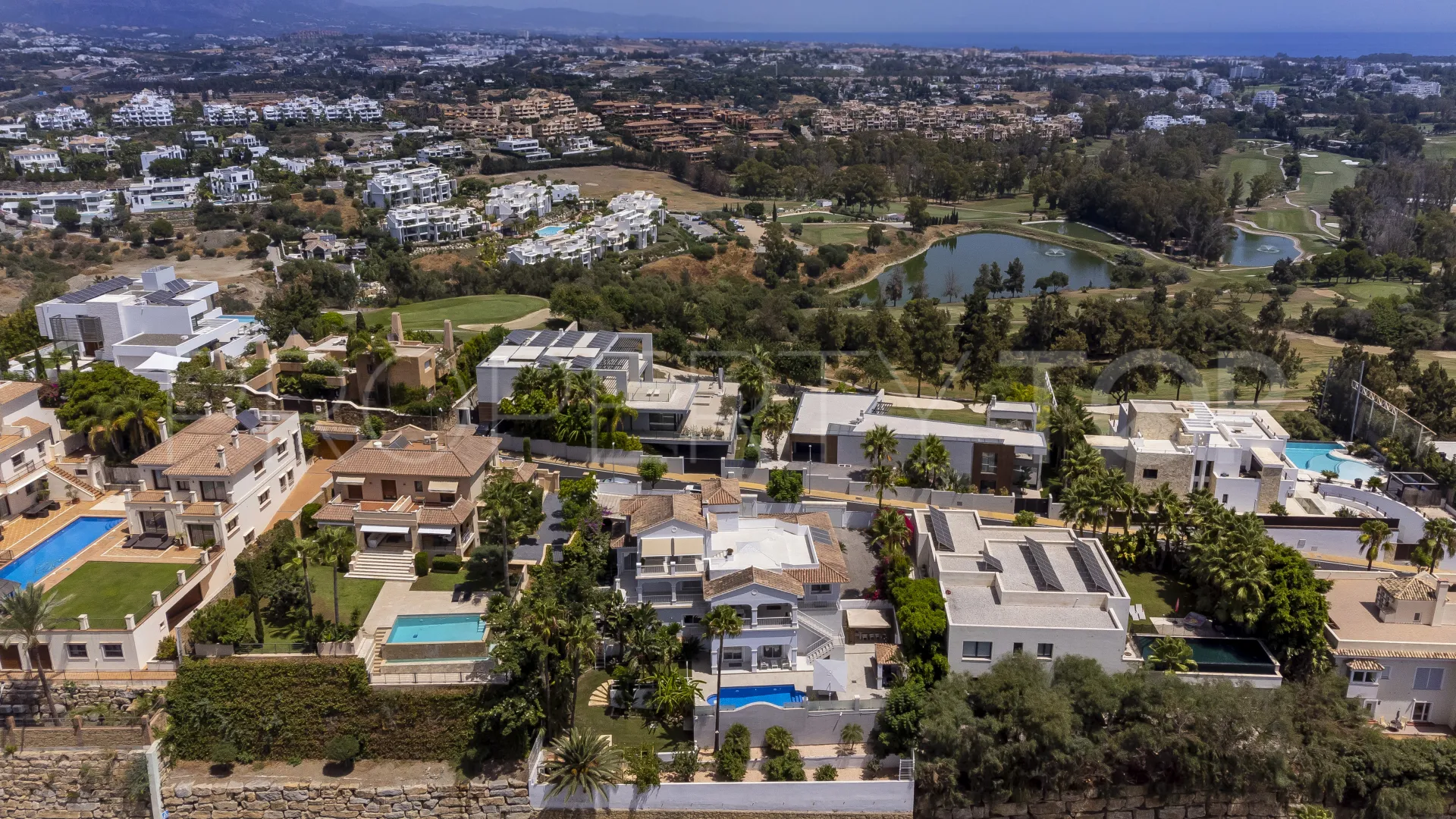 For sale La Alqueria 5 bedrooms villa