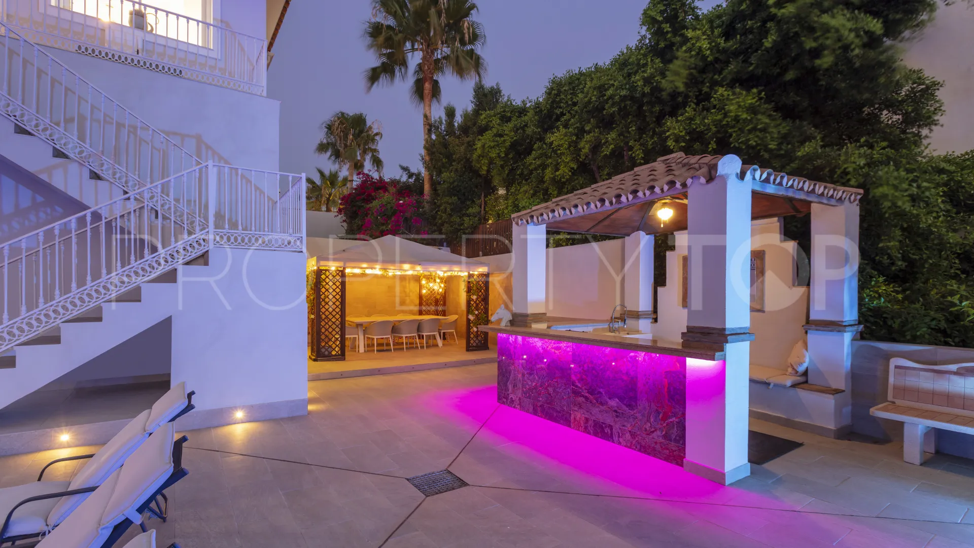 For sale La Alqueria 5 bedrooms villa