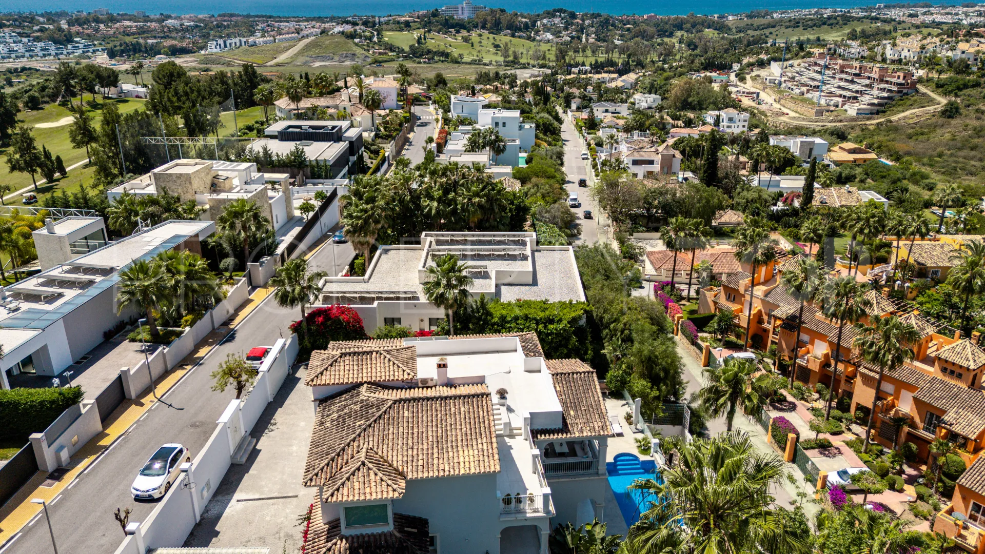 For sale La Alqueria 5 bedrooms villa