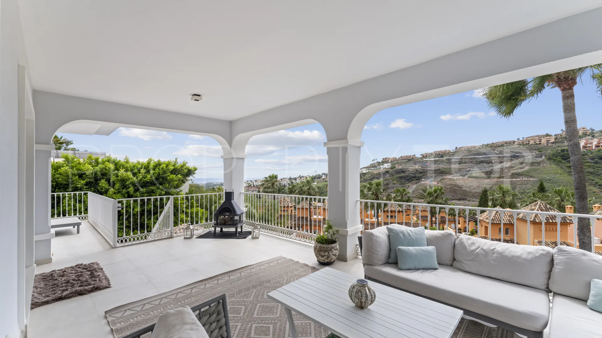 For sale La Alqueria 5 bedrooms villa