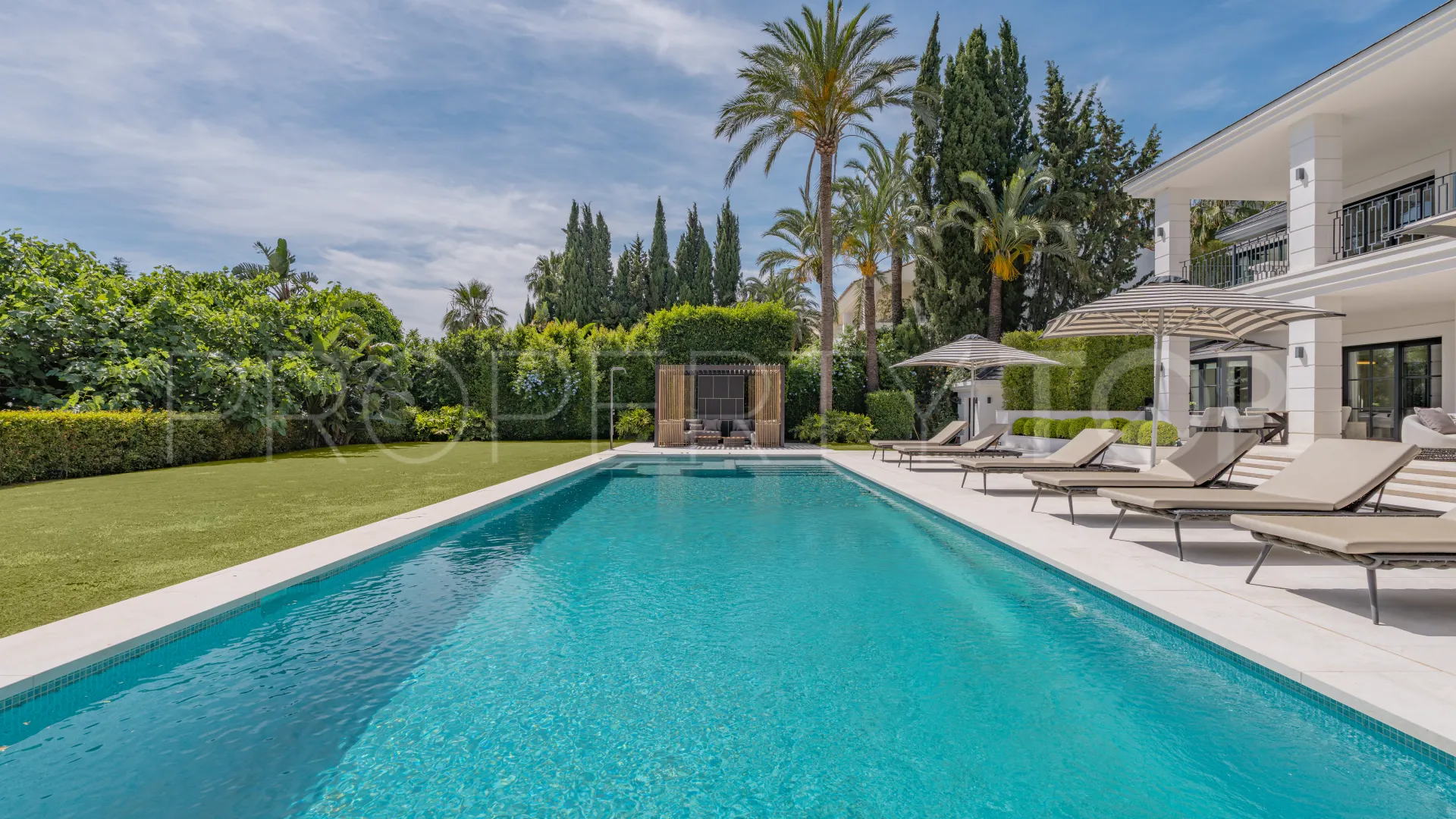 Sierra Blanca villa for sale