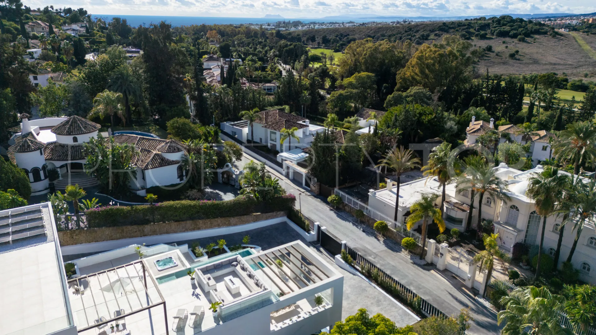 Villa con 5 dormitorios en venta en El Paraiso