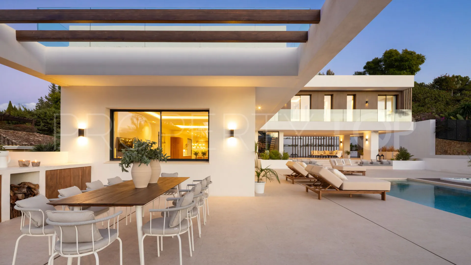 Villa con 5 dormitorios en venta en El Paraiso