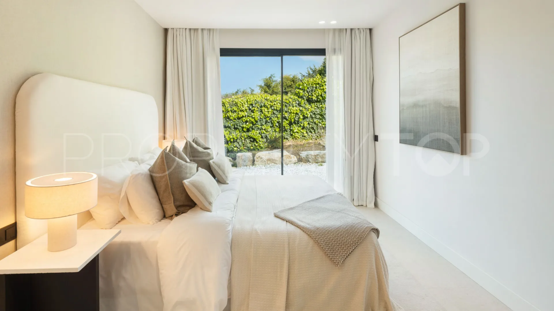 Villa con 5 dormitorios en venta en El Paraiso