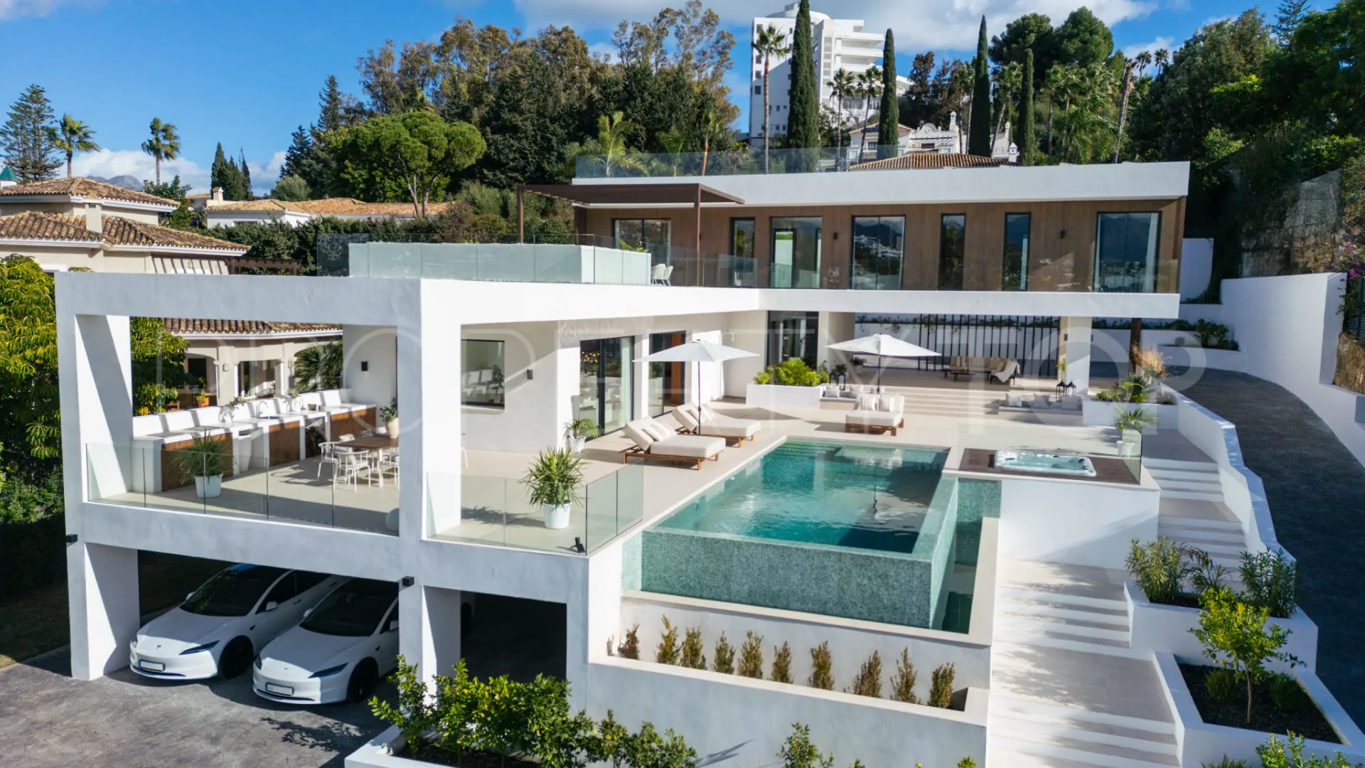 Villa con 5 dormitorios en venta en El Paraiso