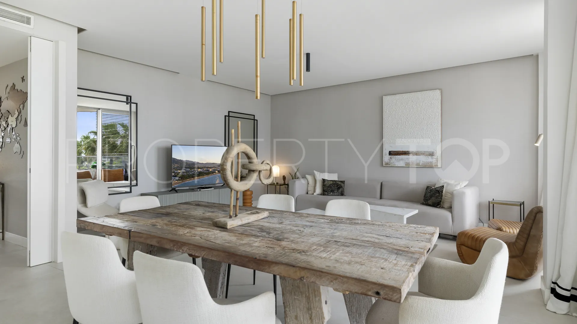 Comprar apartamento de 3 dormitorios en Estepona Oeste