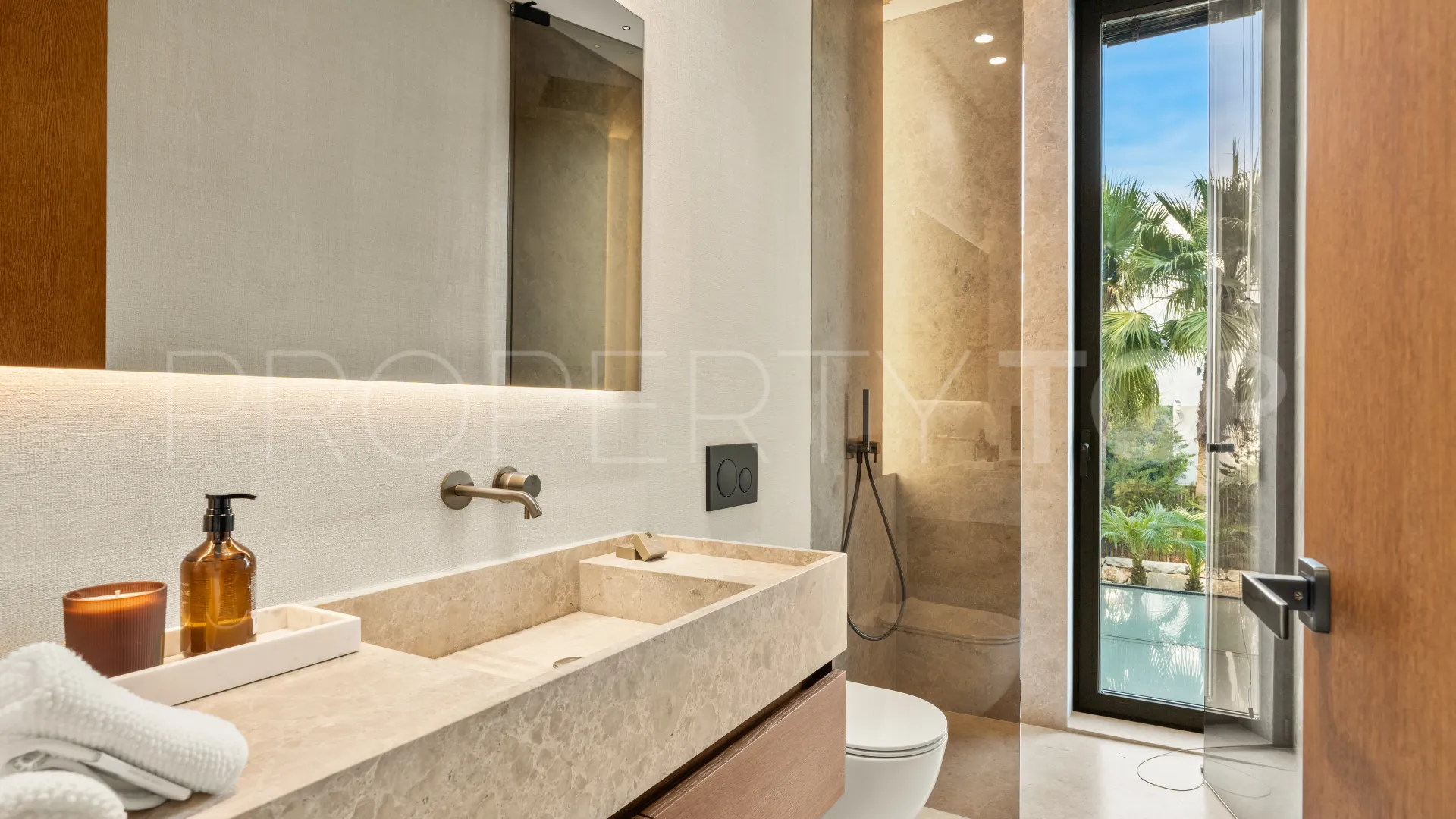 6 bedrooms La Quinta villa for sale